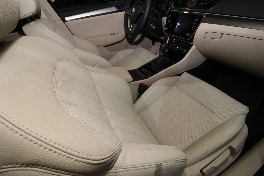 Суперб 2 салон кожа