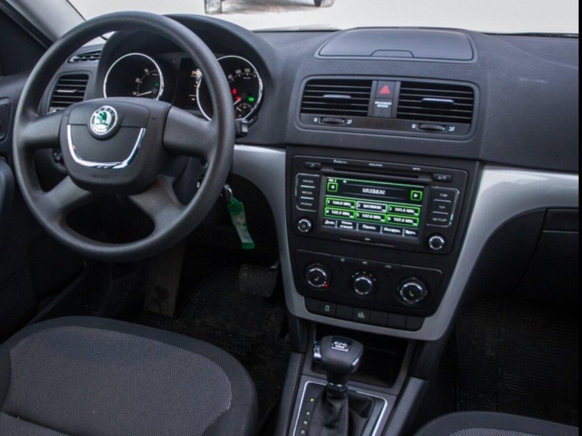 Skoda Yeti салон