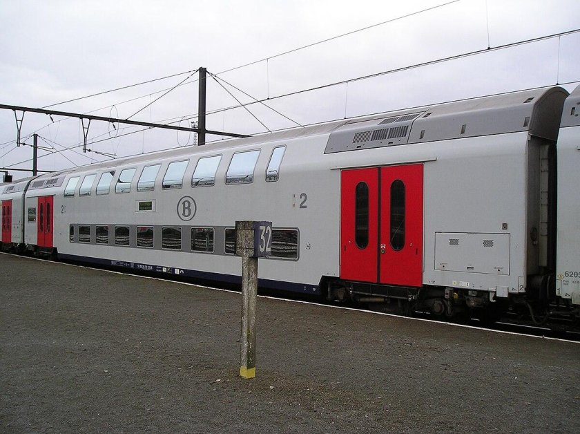 Двухэтажный вагон ТВЗ