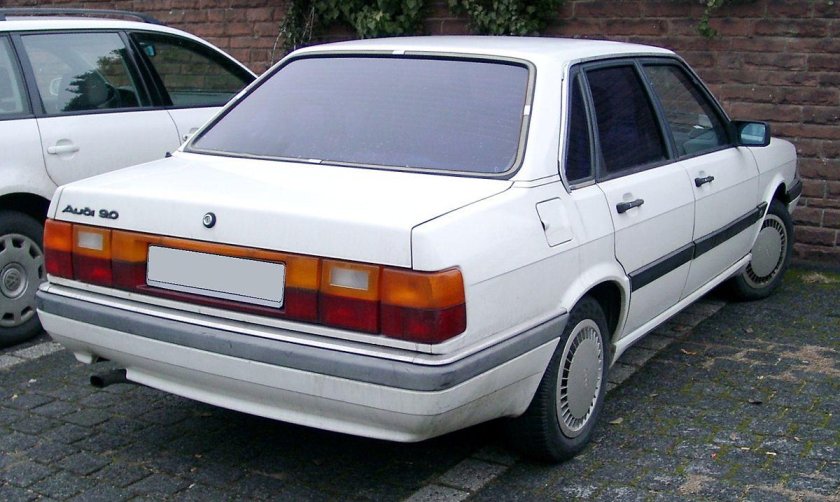 Audi 90 b2