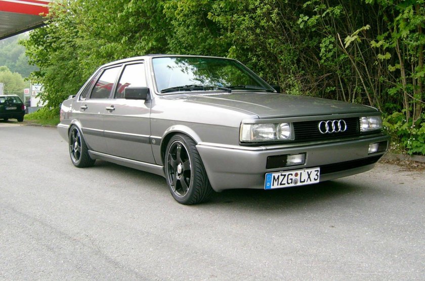 Audi 90