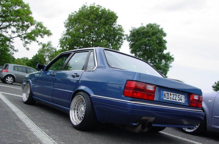 Audi 90 b2