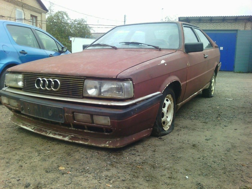 Бампер Ауди 90 б2
