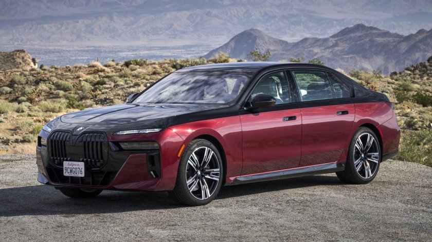 BMW 760i 2023