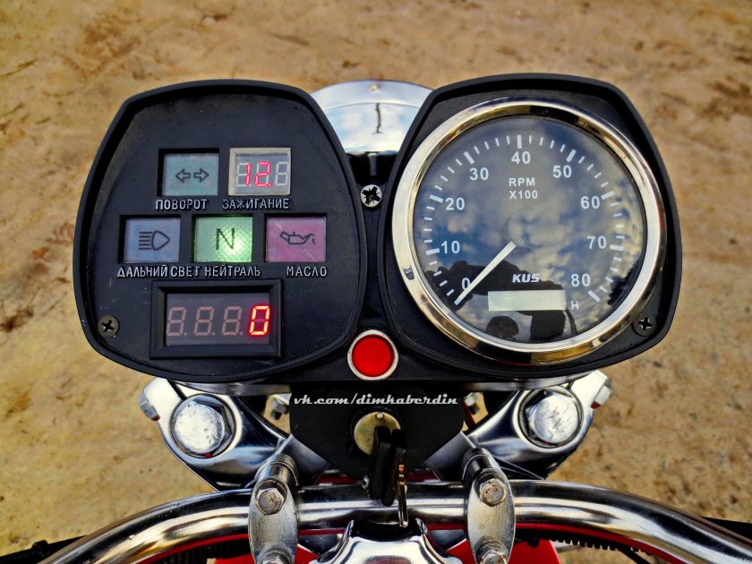 Приборная панель ИЖ Юпитер 5