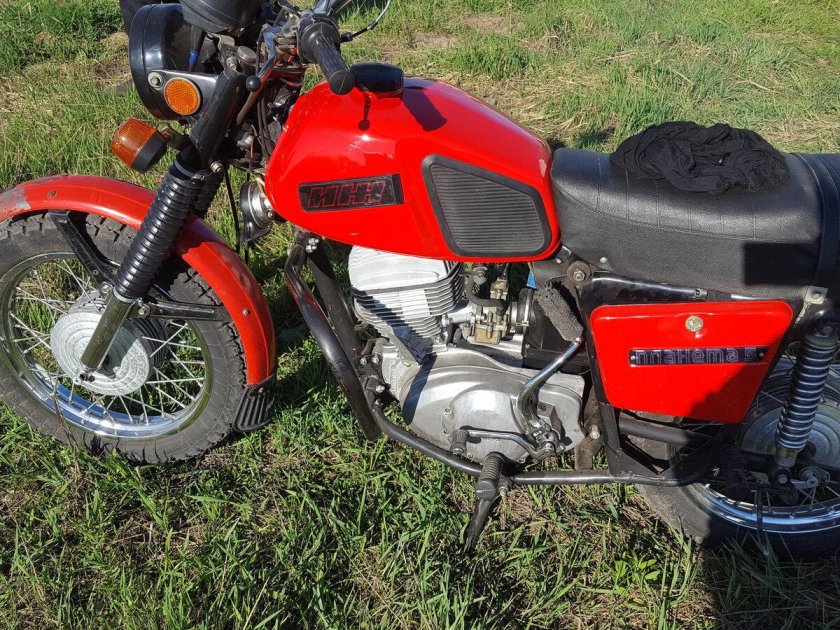 ИЖ Планета красный