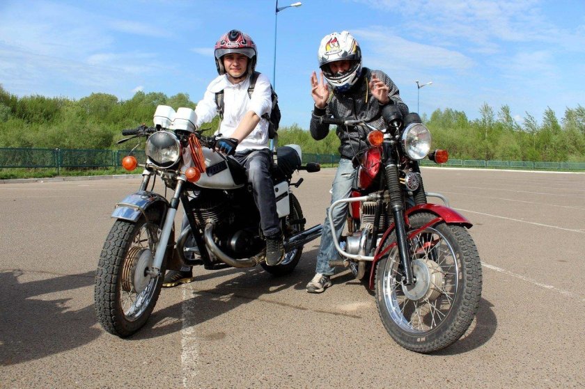 ИЖ Планета 5 байкеров