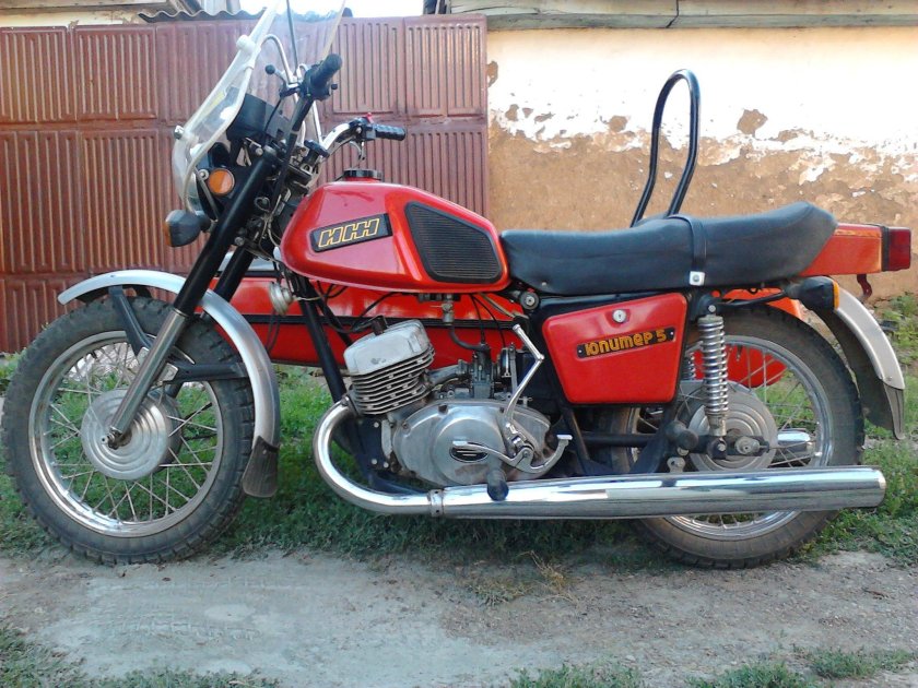 Мотоцикл ИЖ Планета 5 и Юпитер