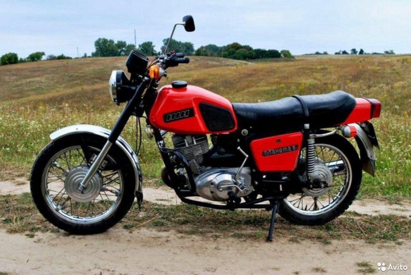 Мотоцикл ИЖ Планета 5