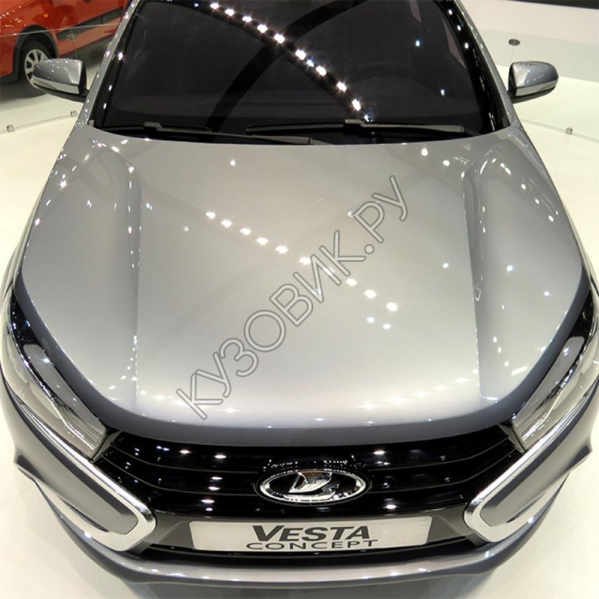 Lada Vesta капот
