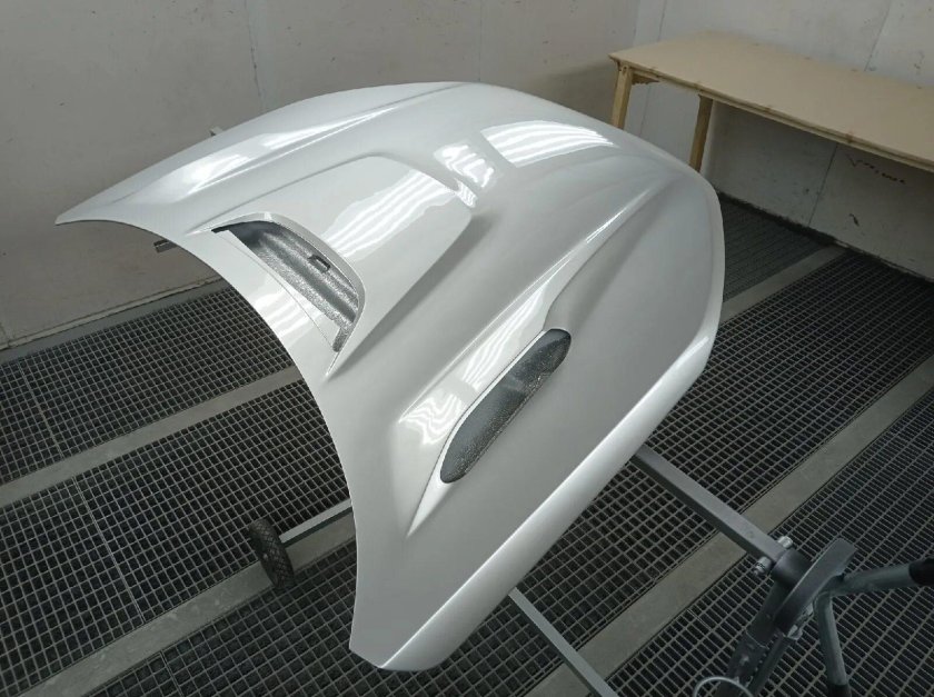 Капот Лада Веста