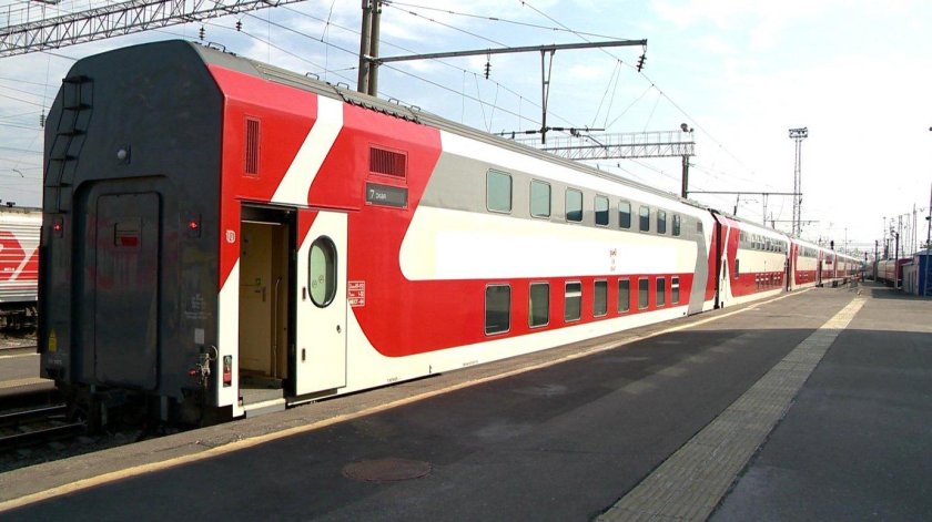 Фирменный поезд Сура 052й Москва Пенза