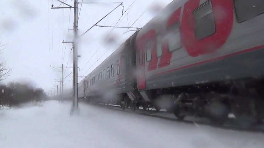 Фирменный поезд "уголёк