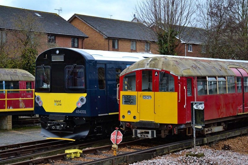 British Rail class 483