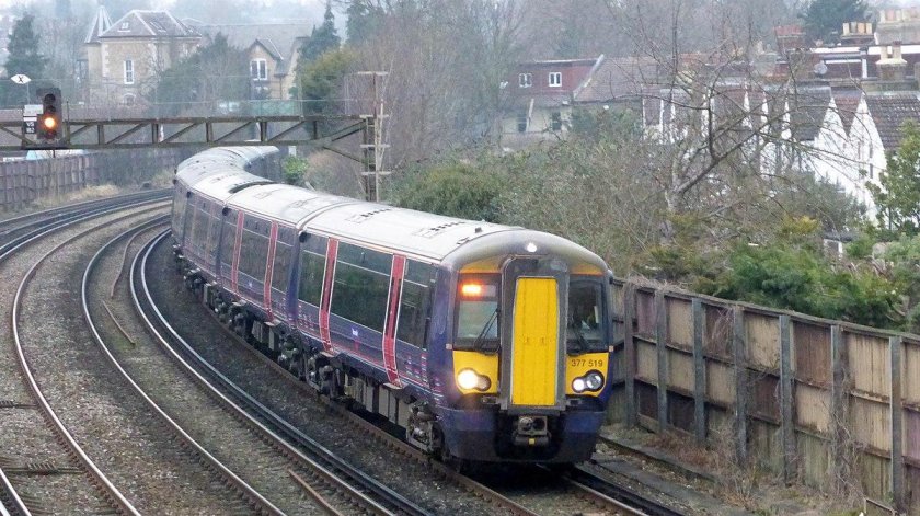 British Rail class 377