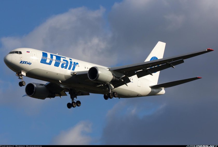 767-200 UTAIR