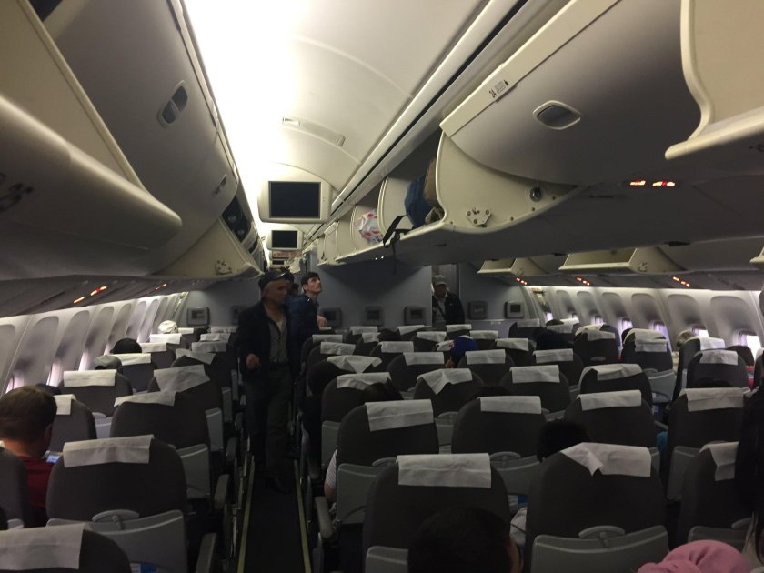 Boeing 767-200 UTAIR