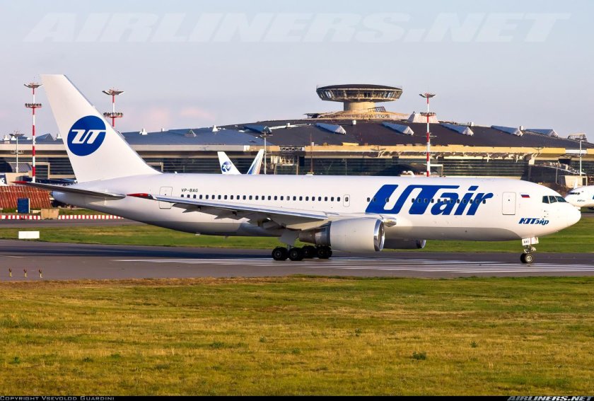 Боинг 767 200 ЮТЭЙР