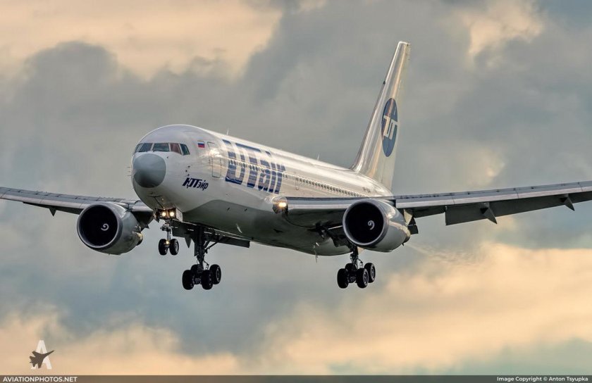 Boeing 767 UTAIR