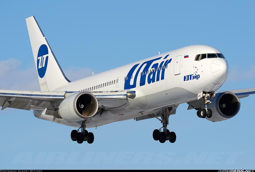 Самолёт Боинг 767 200 ЮТЭЙР