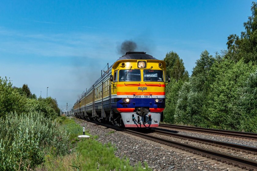 Дизель поезд др1 модель