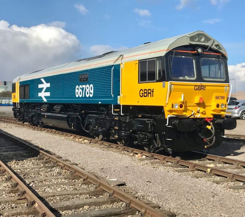 Тепловоз class 66