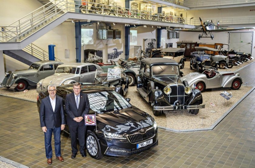 Шкода Суперб президента Чехии