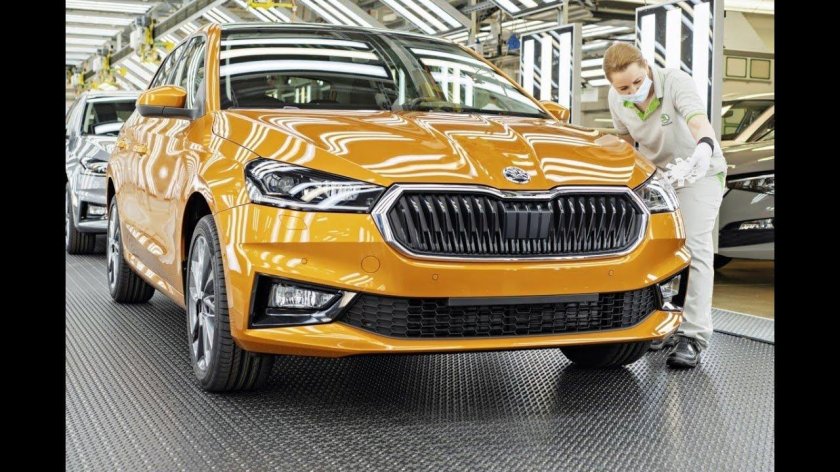 Шкода Фабия 2021