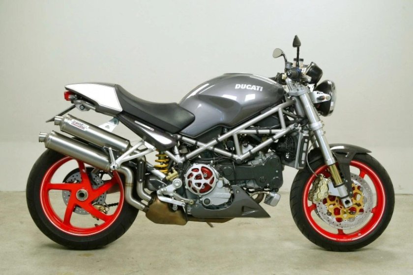 Ducati Monster s4