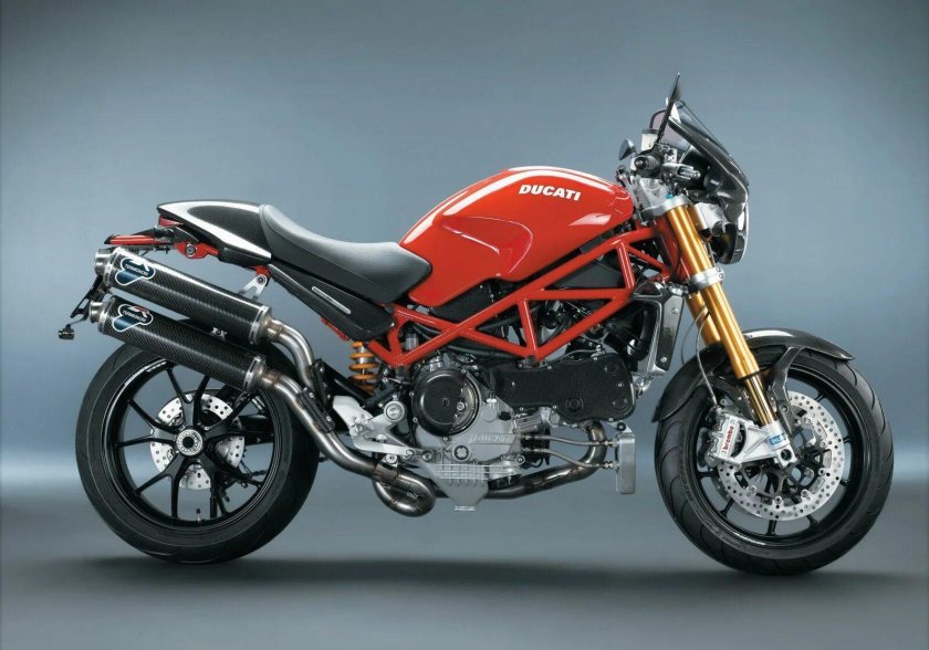 Ducati Monster s4