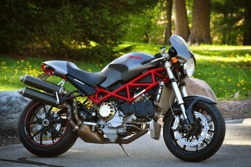 Ducati monster s4r