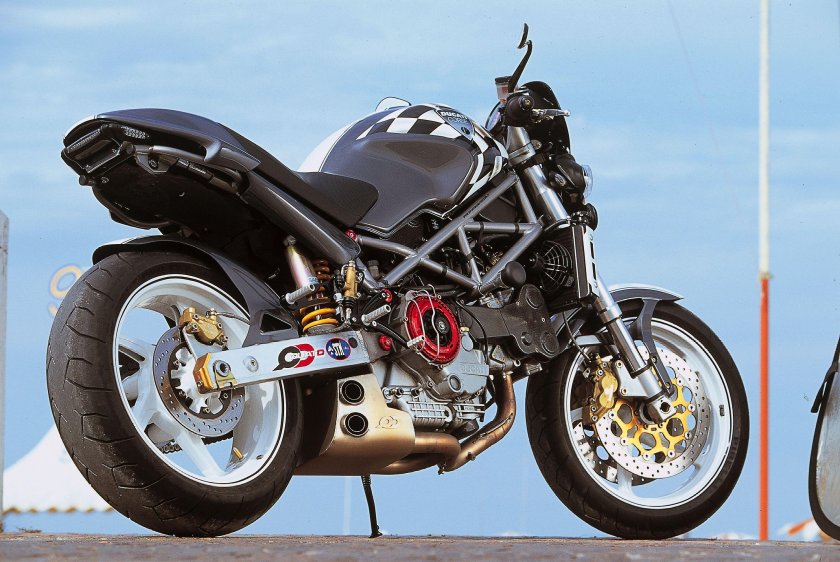 Ducati Monster s4