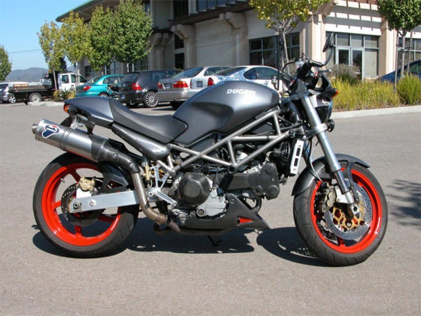 Ducati Monster s4