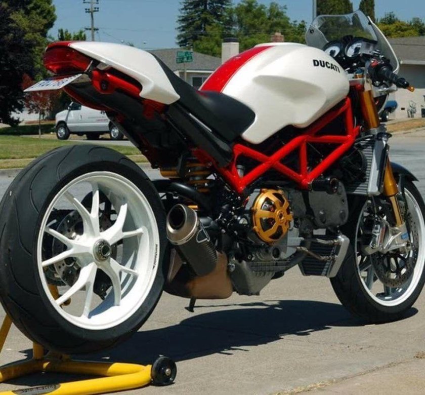 Ducati Monster s4r