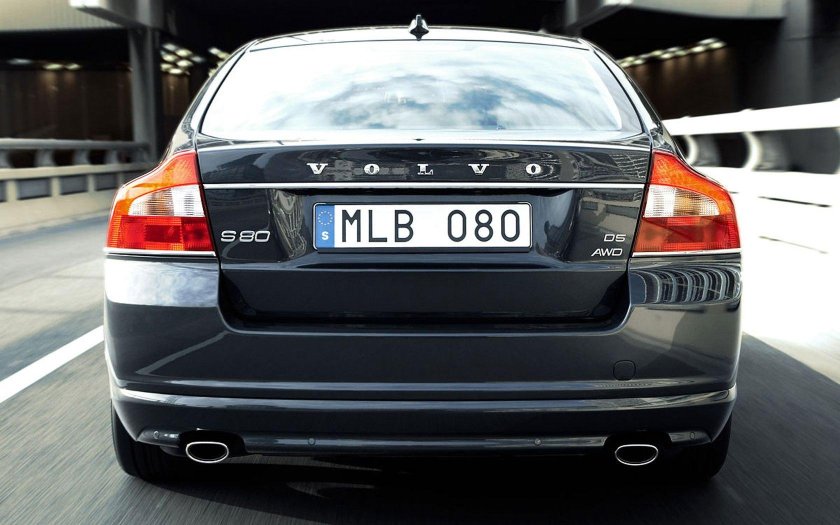 Вольво s80 сзади