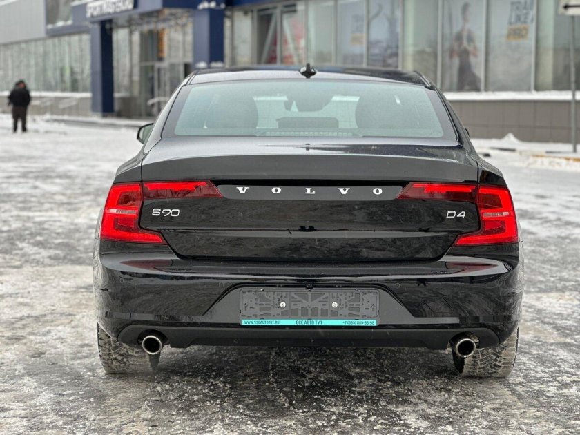 Вольво s 90