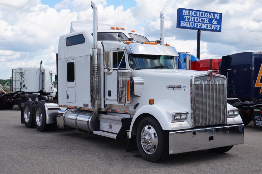 Kenworth w900