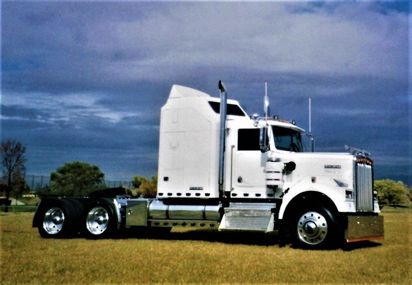 Kenworth w 900