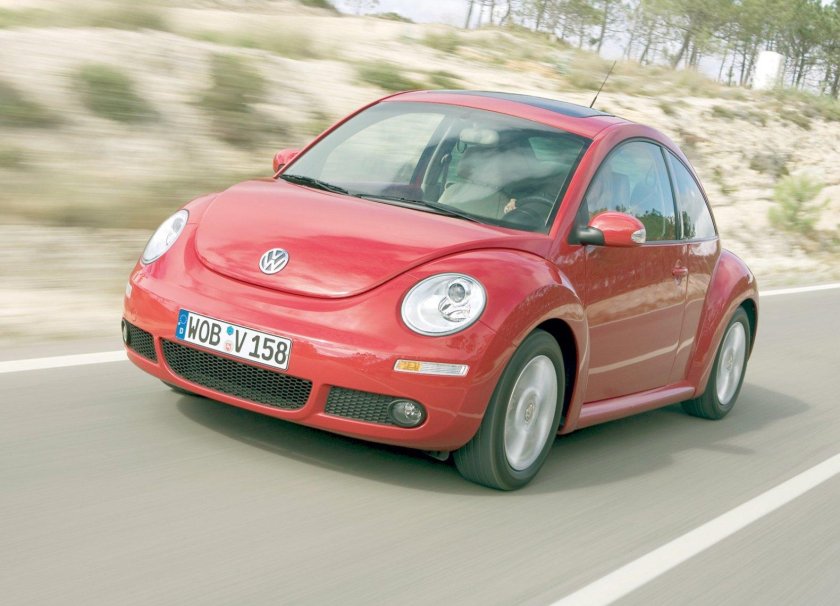 Volkswagen New Beetle 2005