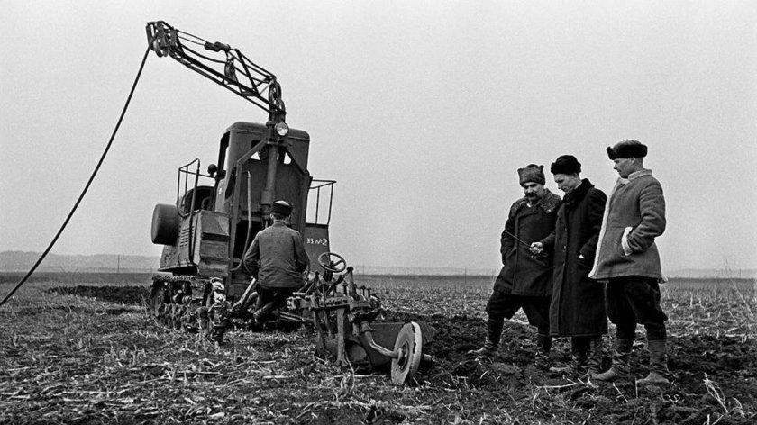 Электротрактор ХТЗ-12