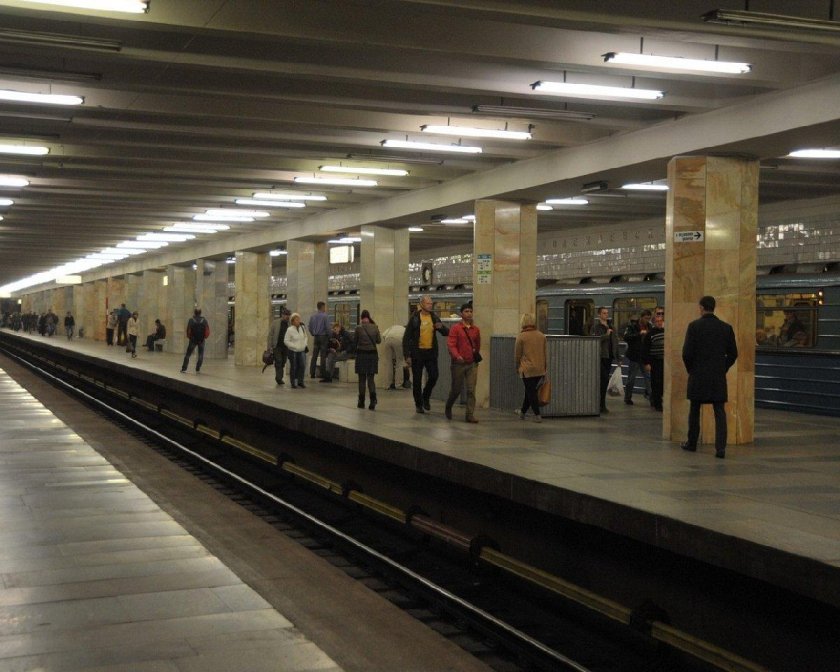 Станция метро Полежаевская