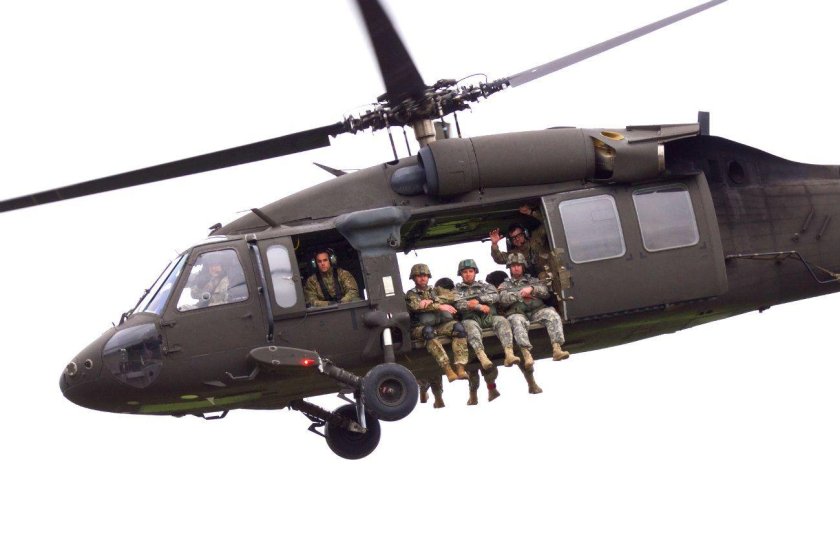 Sikorsky uh-60 Black Hawk вертолёты США