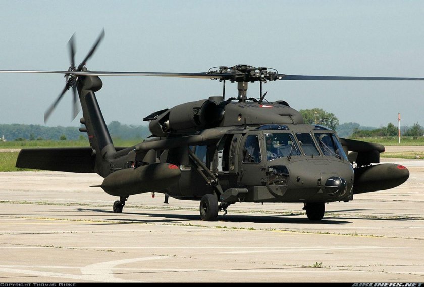 Вертолёт uh-60 Black Hawk