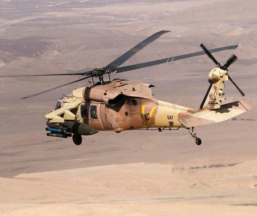 Вертолёт uh-60 Black Hawk