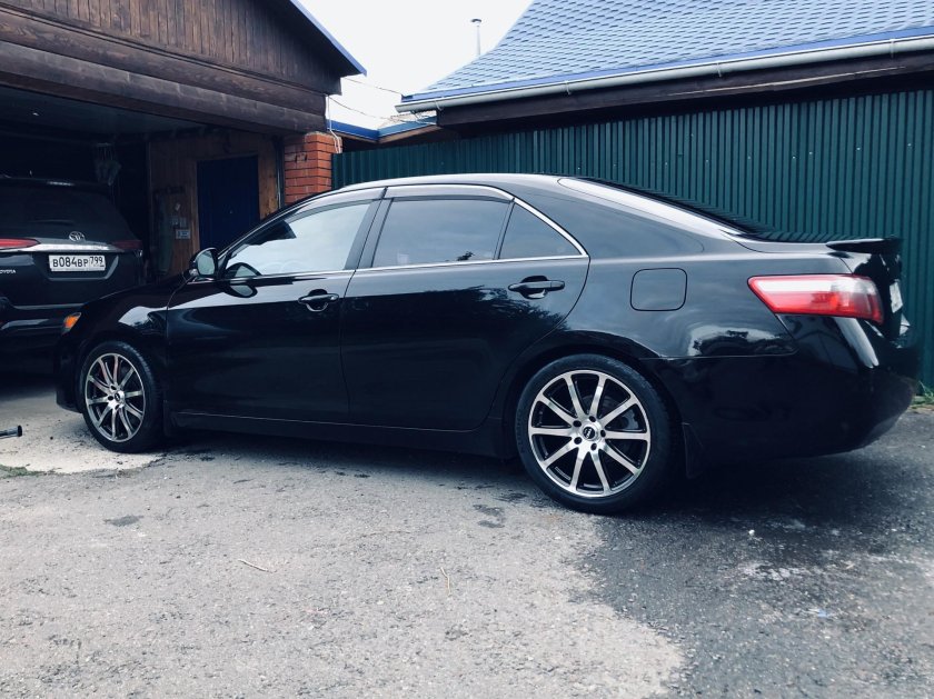 Toyota Camry 40 18 литье