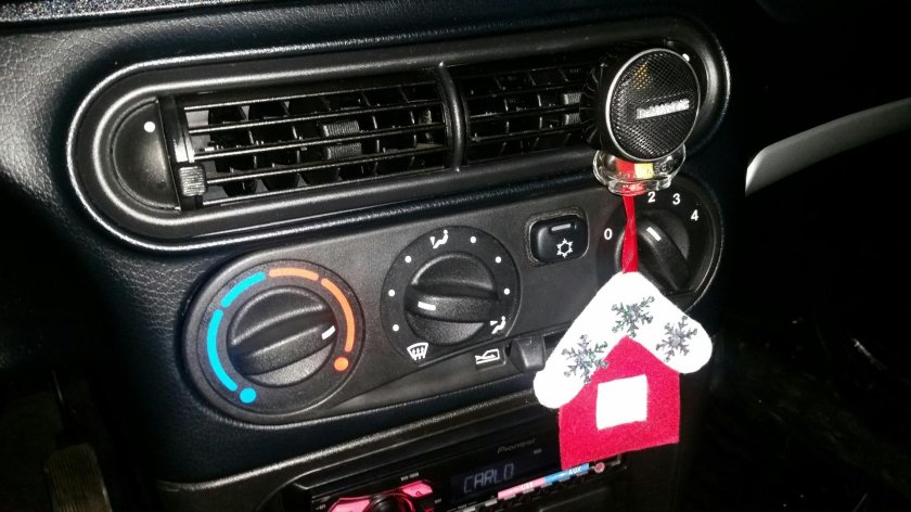 Chevrolet Niva кнопка кондиционера