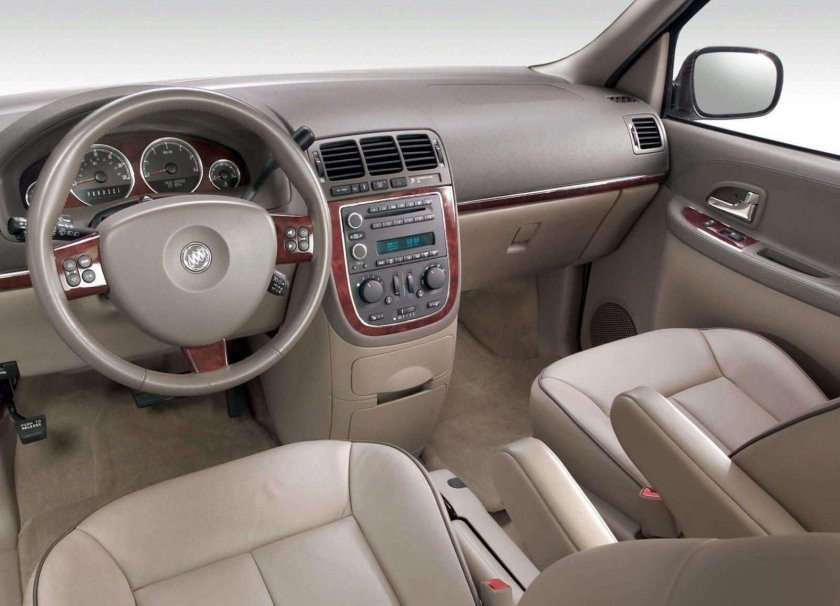 Buick Excelle 2004 салон