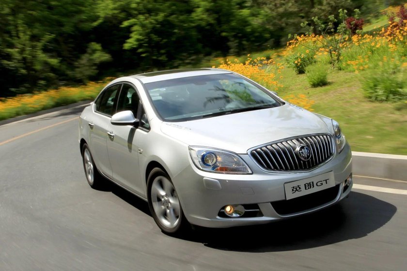 Buick Excelle седан