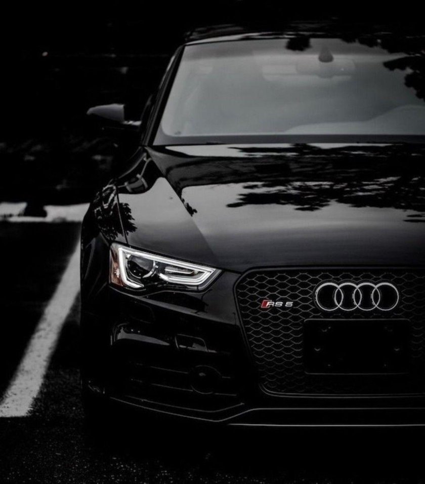 Audi rs5 черная