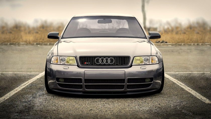 Audi rs4 b5